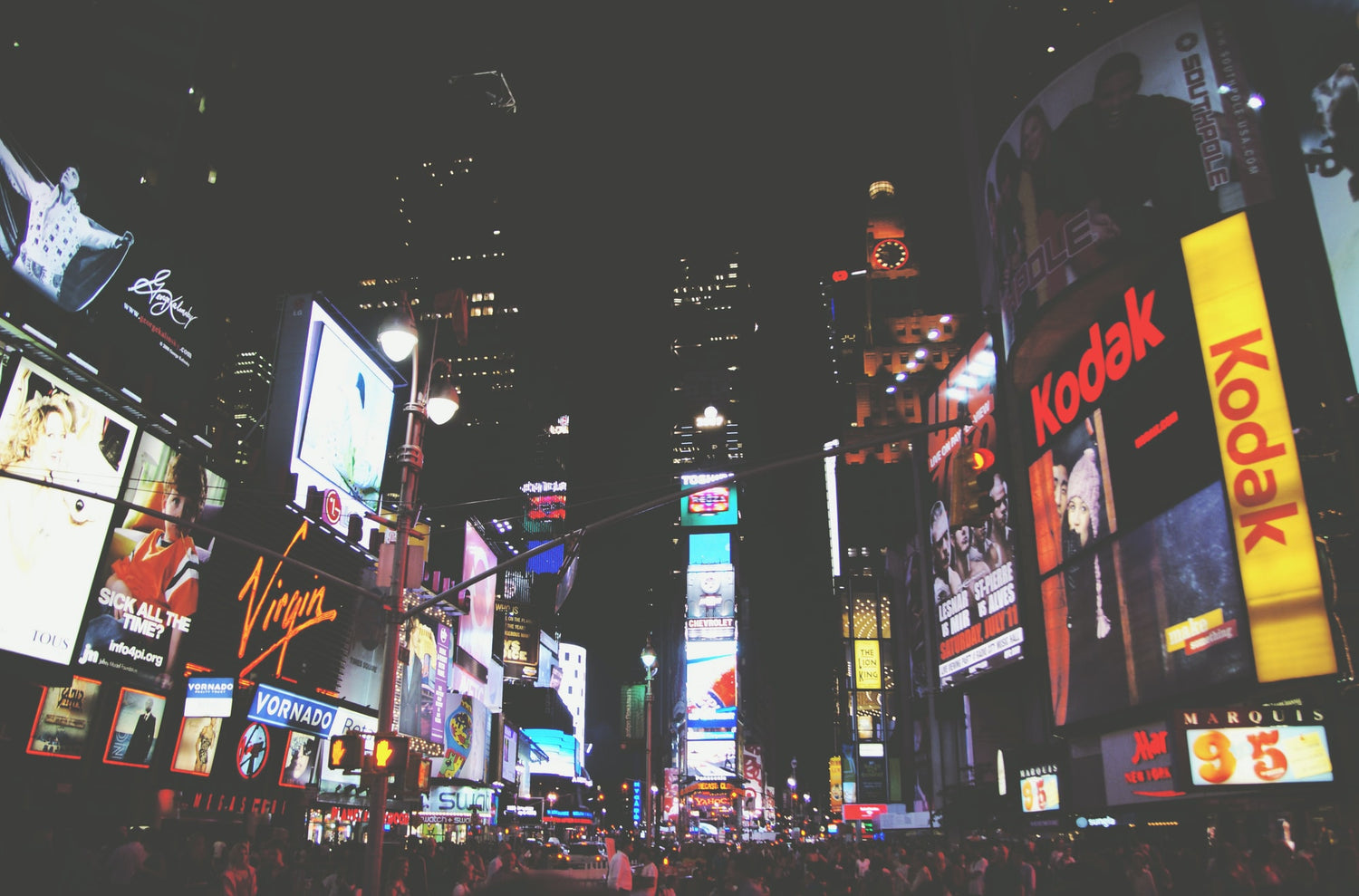 Digital Screen Technology and the Challenge of Contemplative Silence